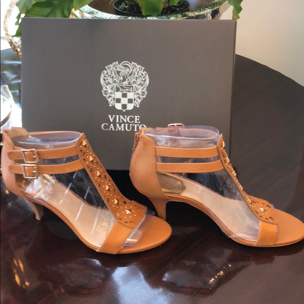 Vince Camuto tan leather kitten heel - Picture 2 of 8